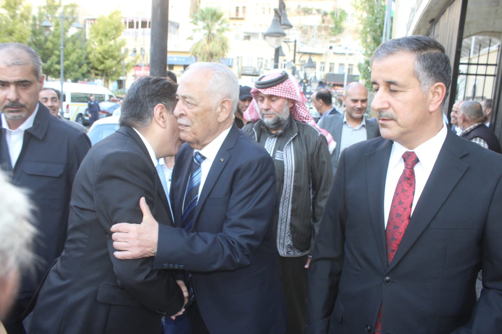 Madar Al-Saa Images 0.9656320894955185