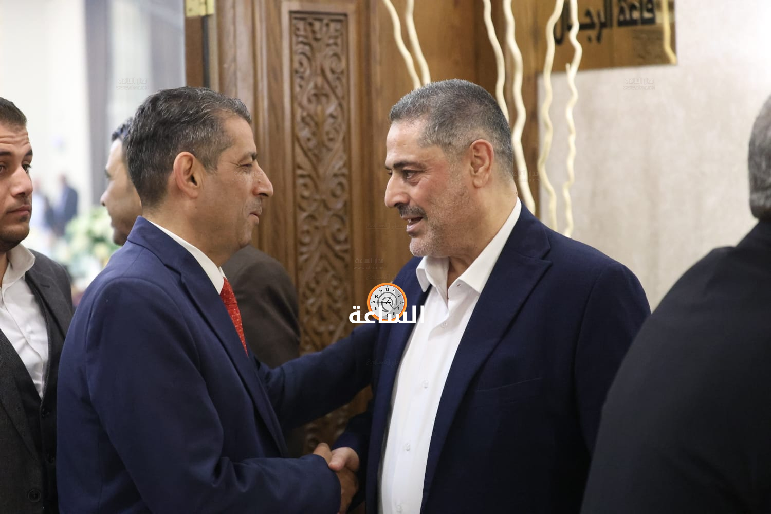 Madar Al-Saa Images 0.6949907601334053