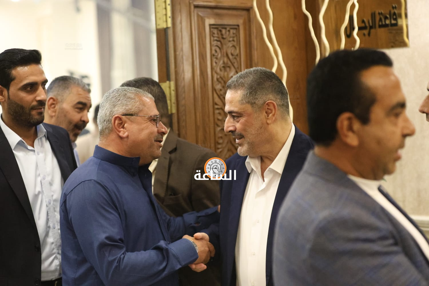 Madar Al-Saa Images 0.8209435066553201