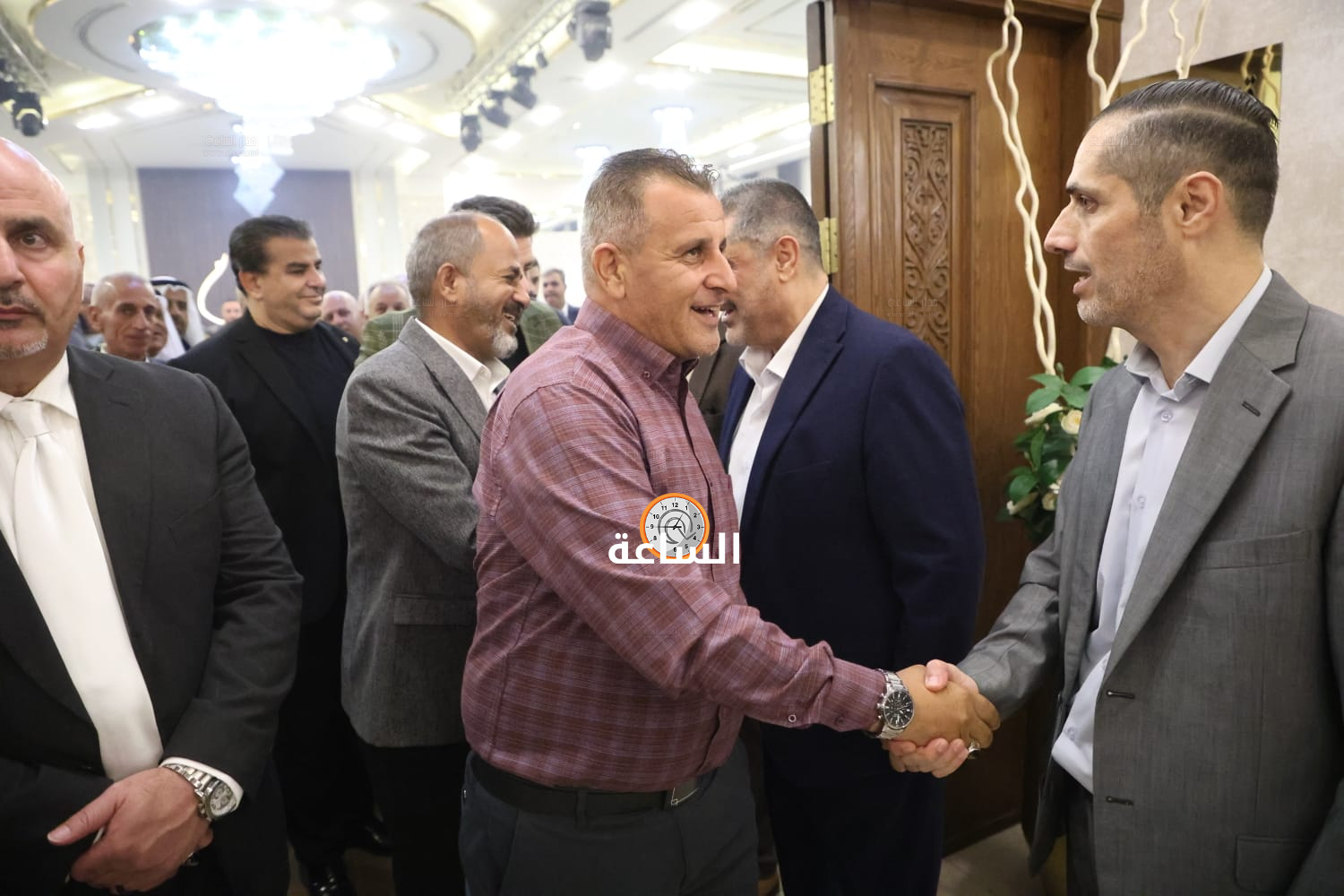 Madar Al-Saa Images 0.3713778424953622