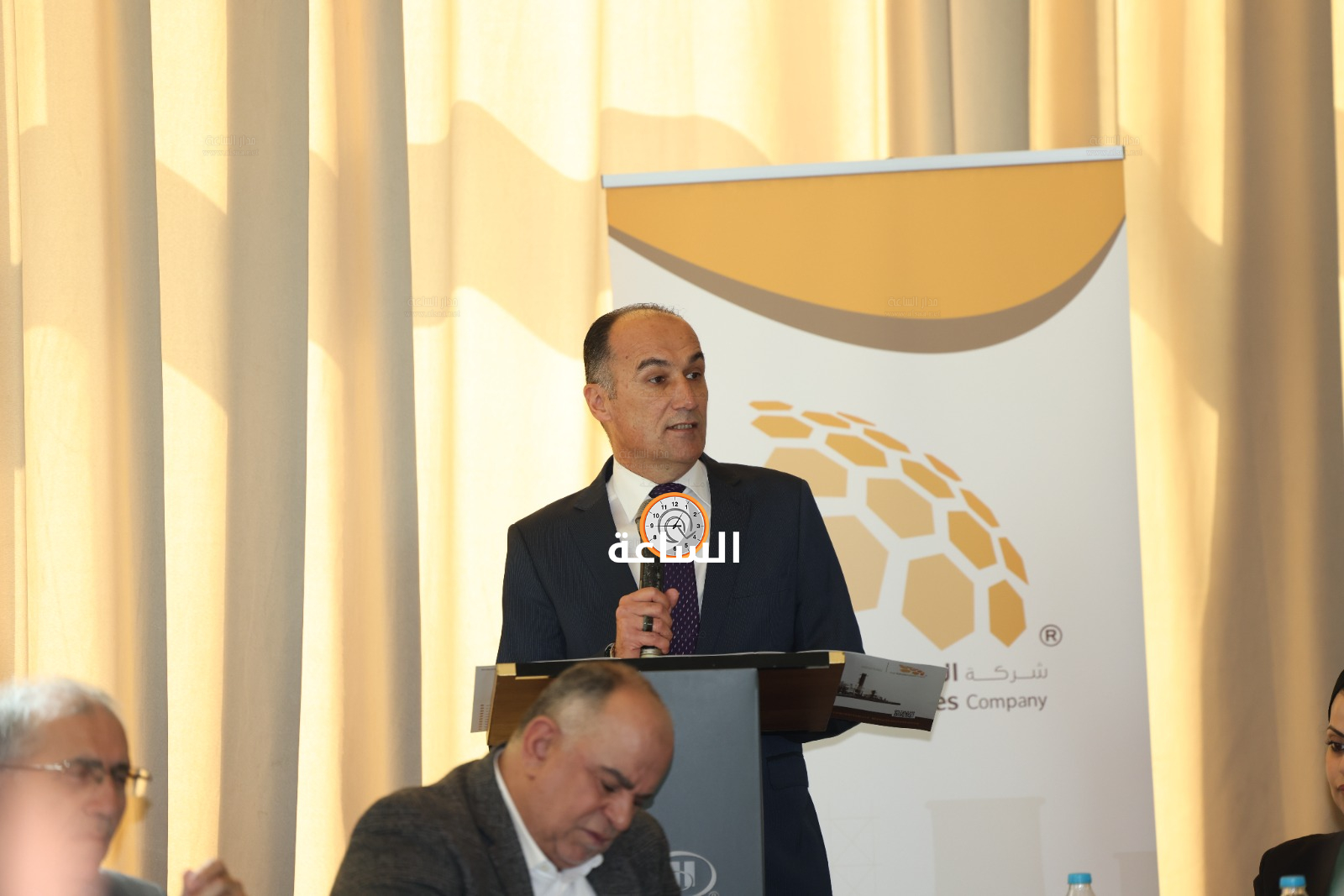 Madar Al-Saa Images 0.4467915430490741