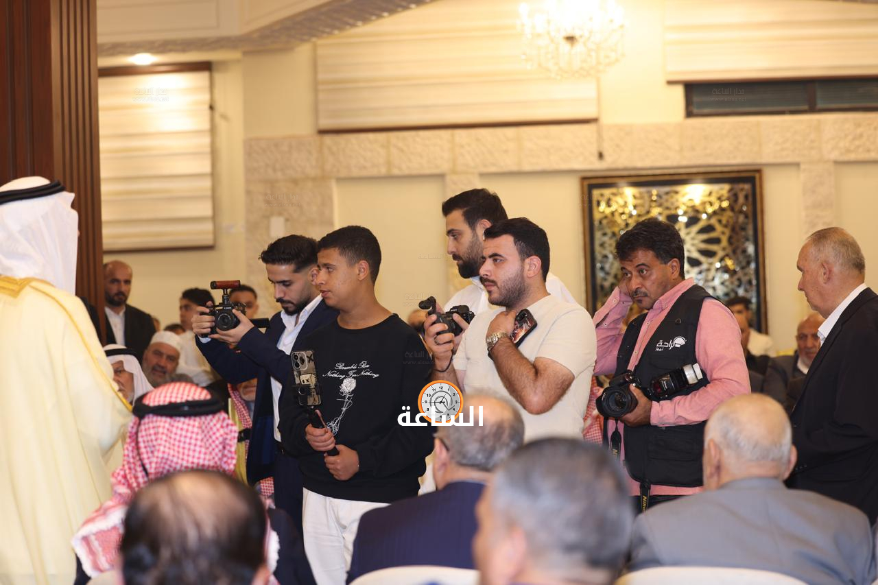 Madar Al-Saa Images 0.8474995929054943