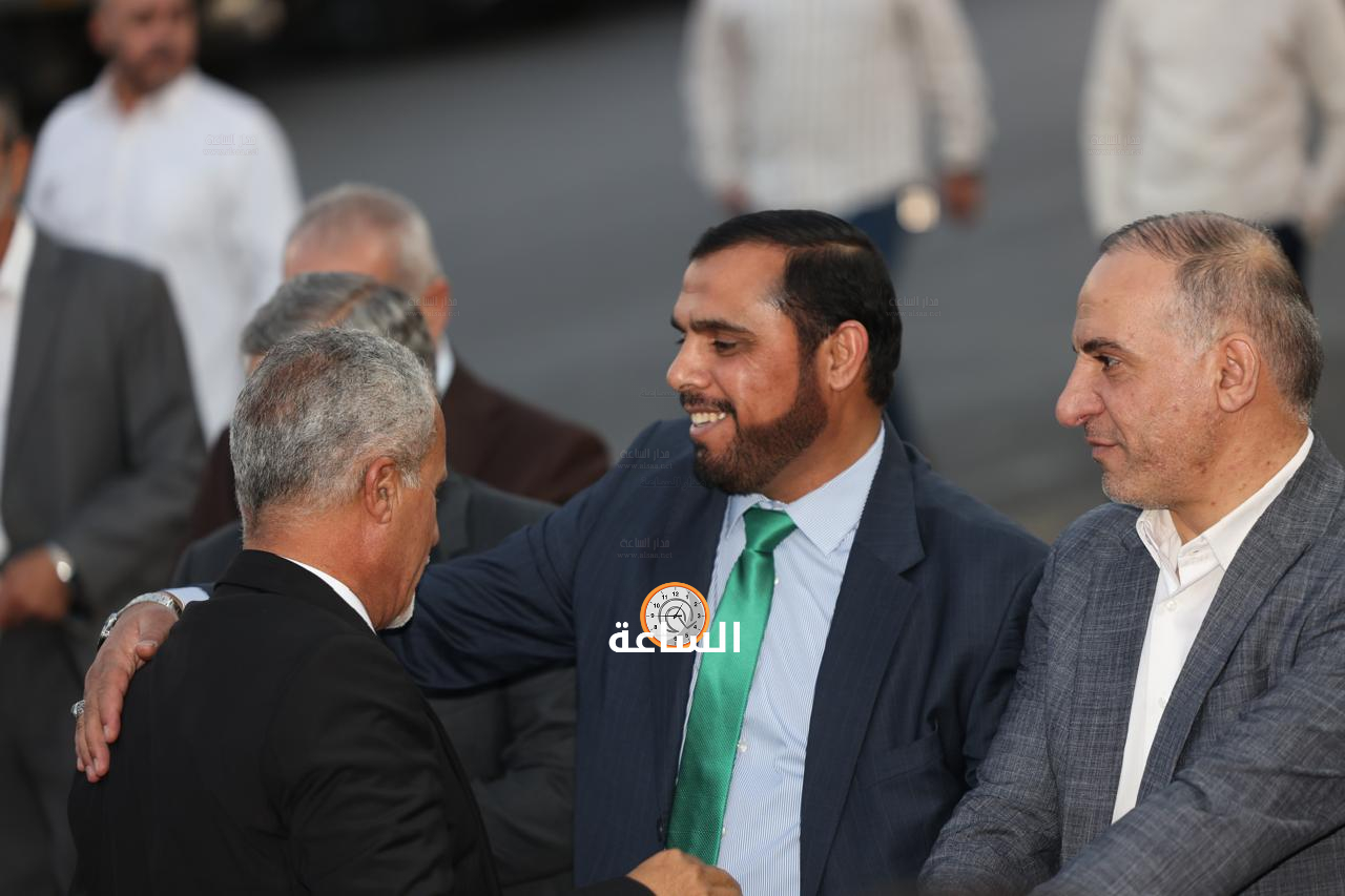 Madar Al-Saa Images 0.445416842090825