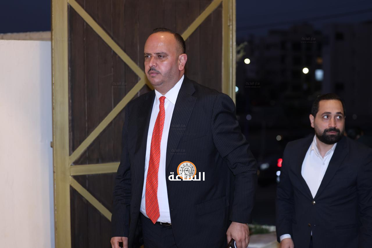 Madar Al-Saa Images 0.544756284821828