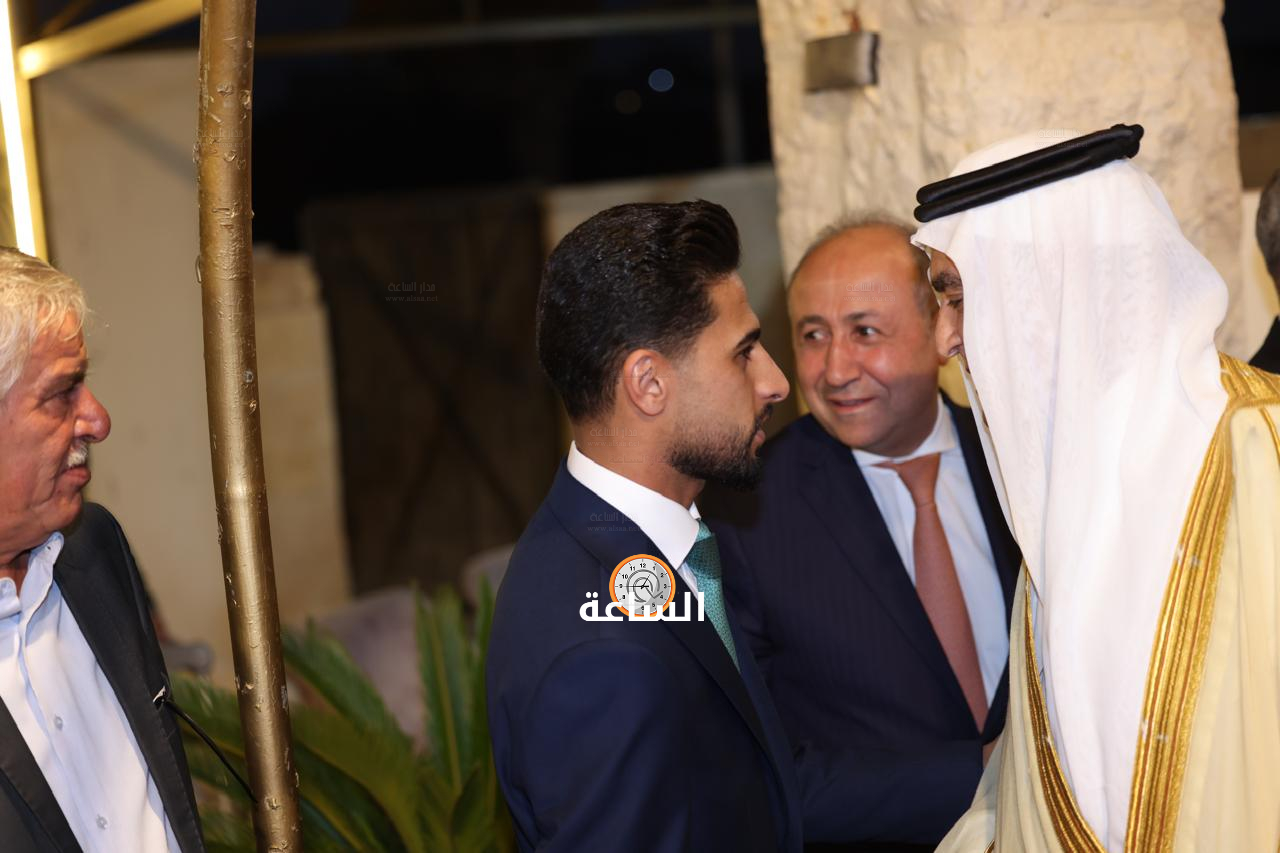 Madar Al-Saa Images 0.8367605829798821