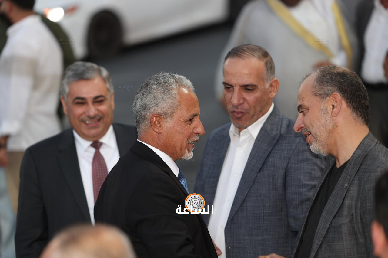 Madar Al-Saa Images 0.4154670432048623