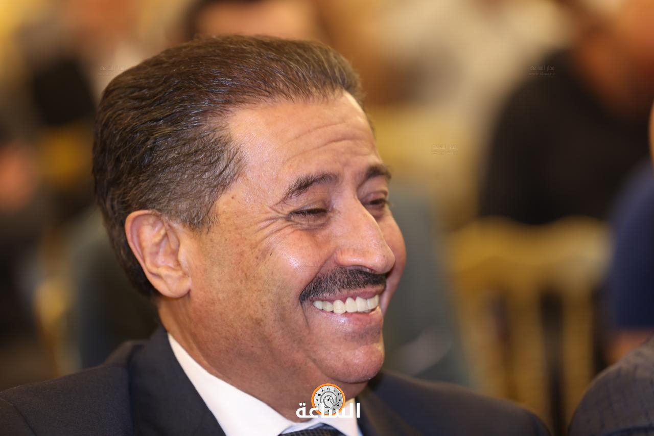 Madar Al-Saa Images 0.38884763014070456