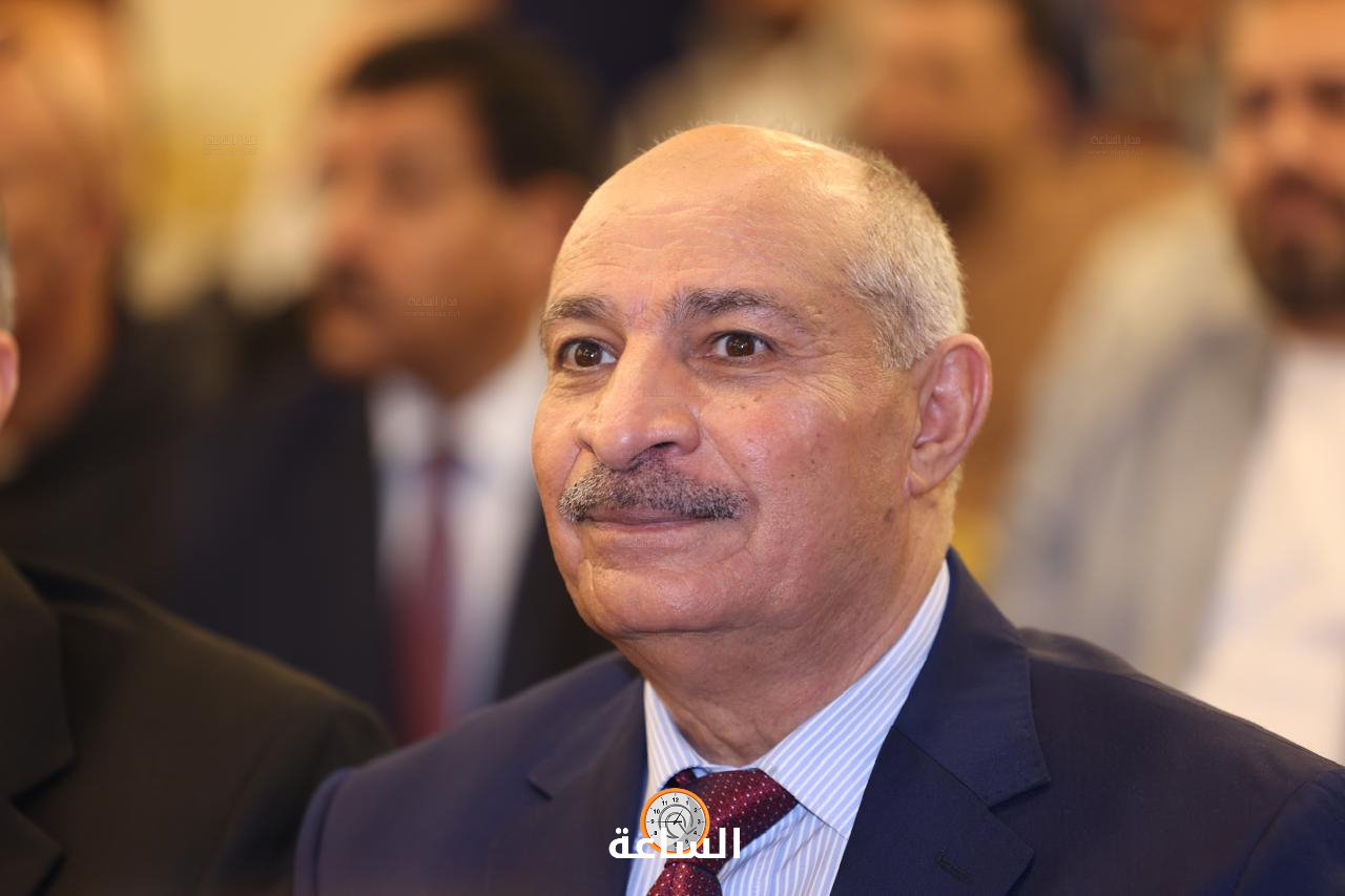 Madar Al-Saa Images 0.12217786771657657