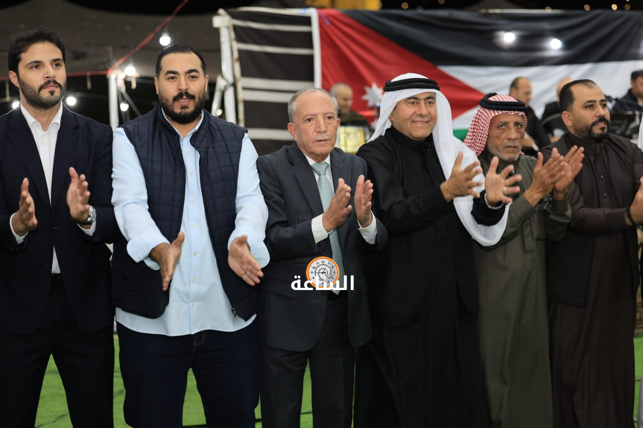Madar Al-Saa Images 0.9018774783566649