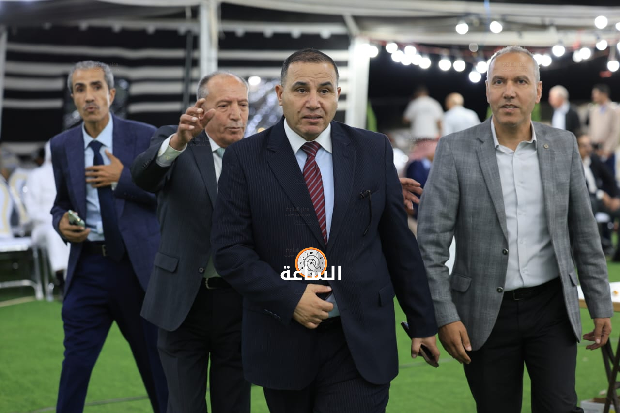Madar Al-Saa Images 0.35188756316647496
