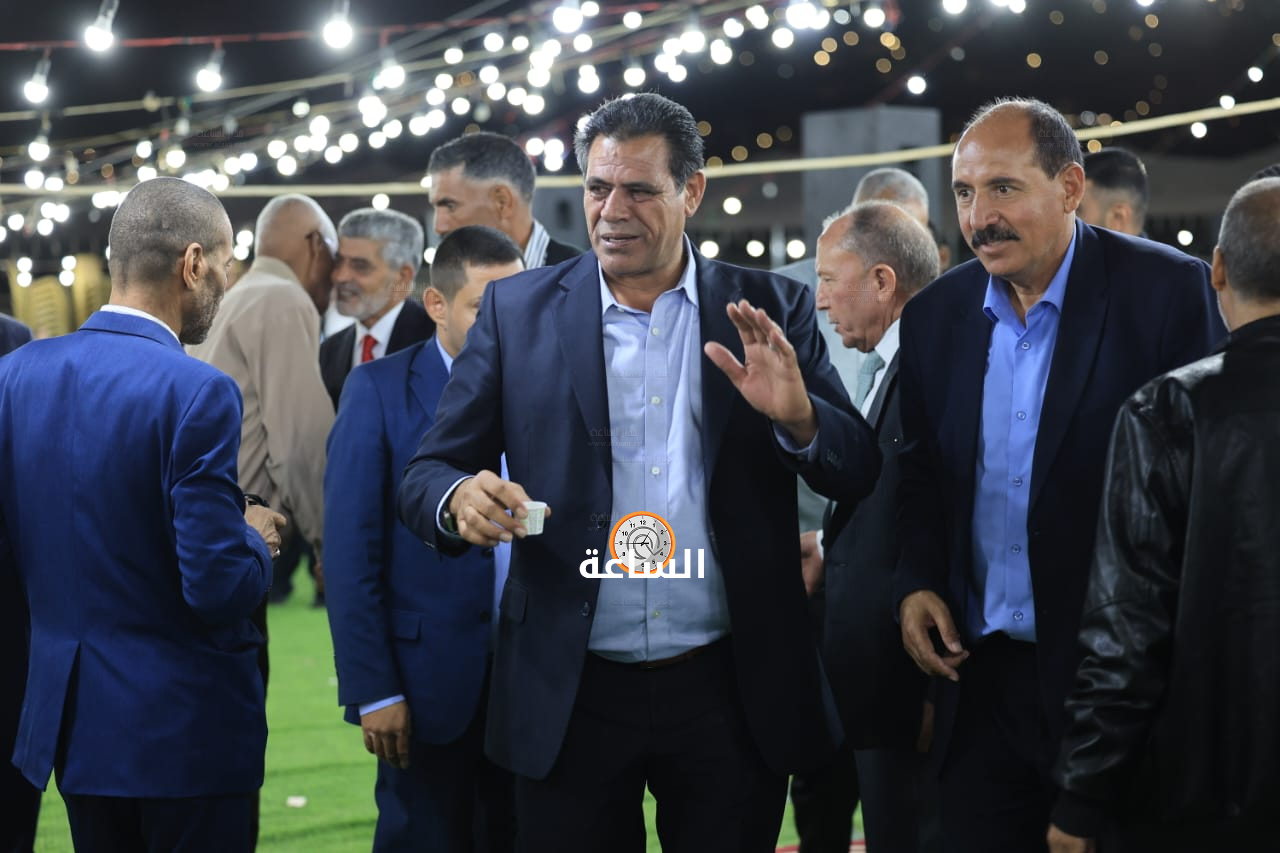Madar Al-Saa Images 0.6700062691446889