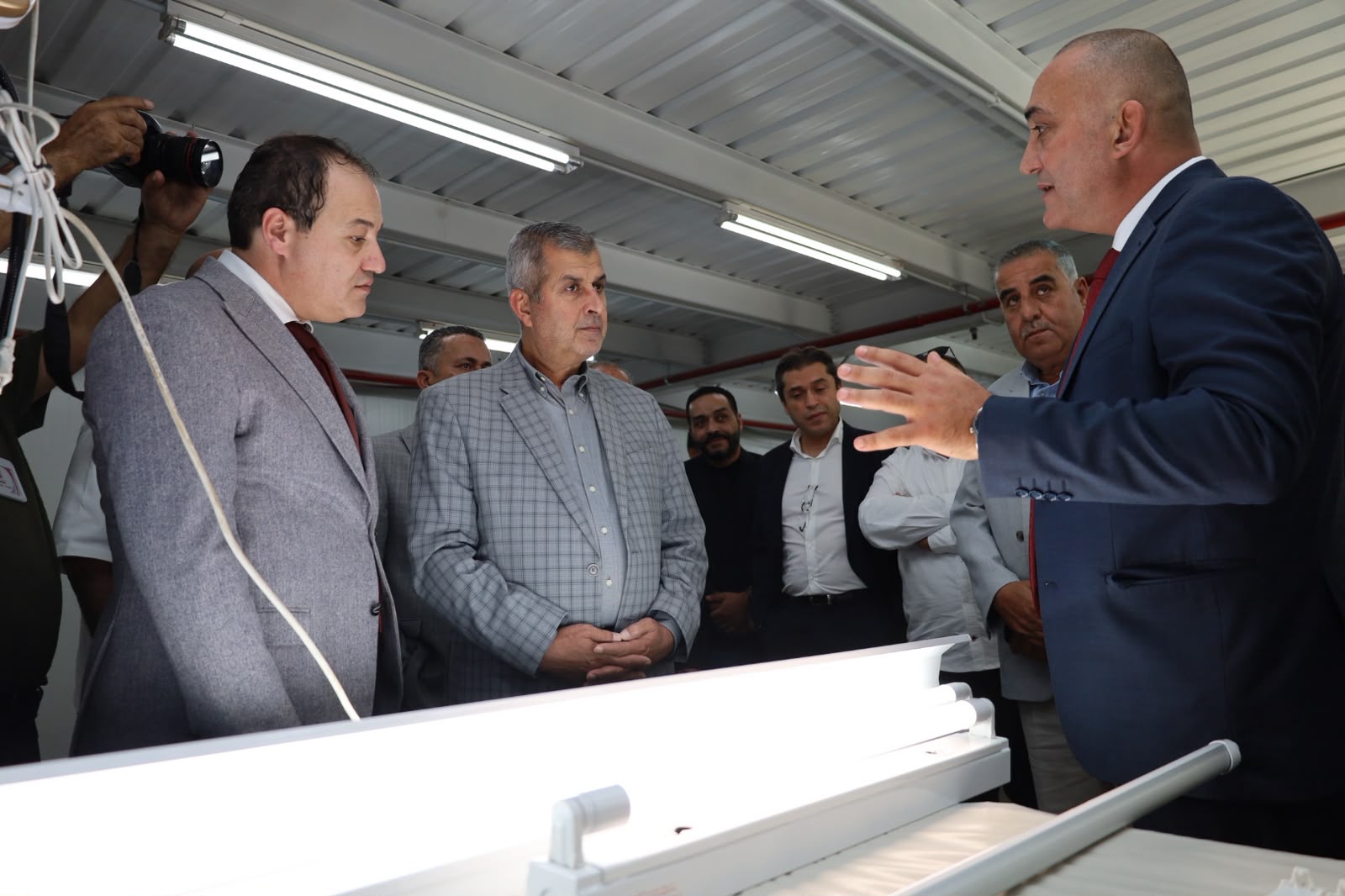 Madar Al-Saa Images 0.4821541814955177