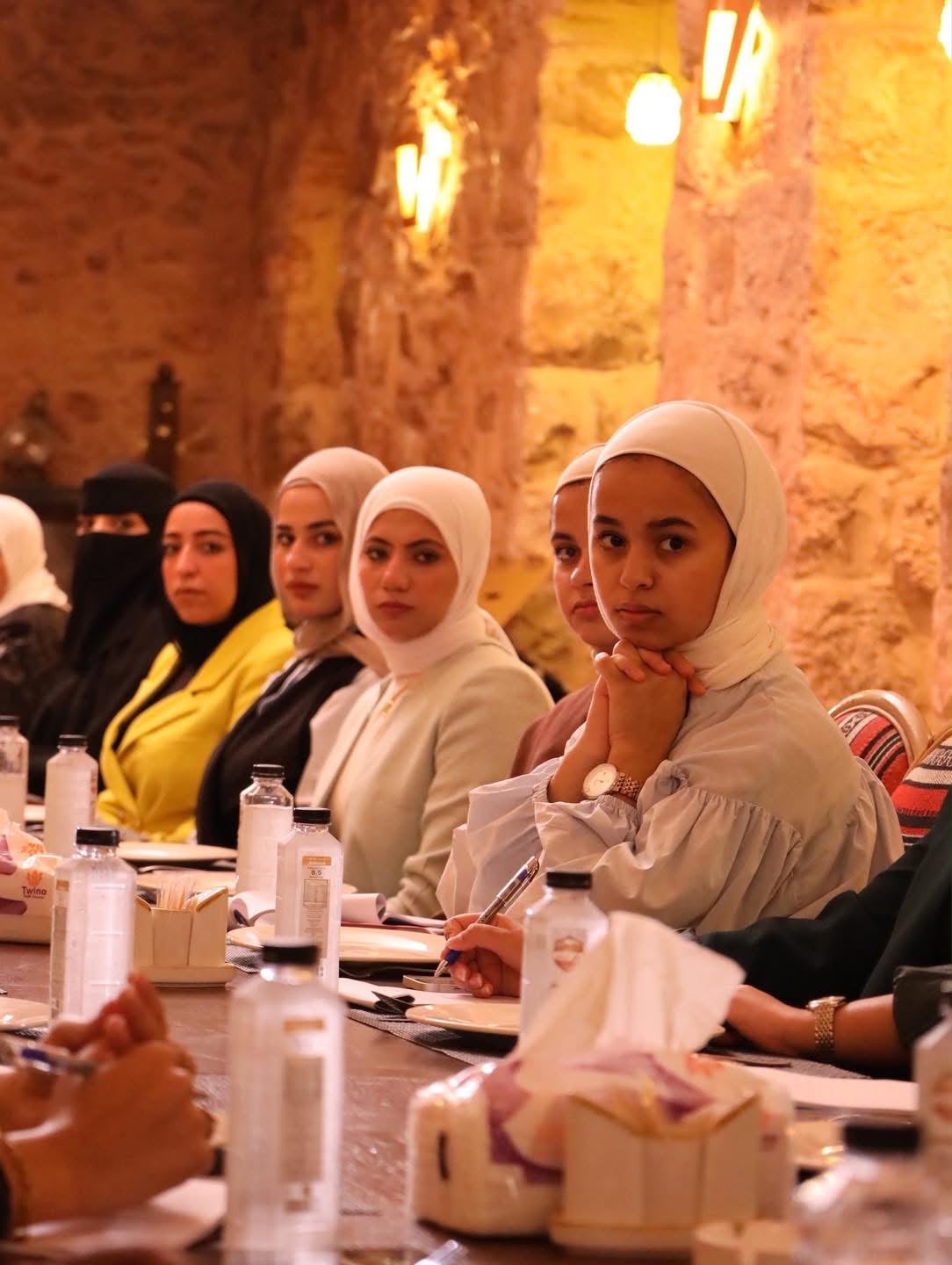Madar Al-Saa Images 0.5593805355828625