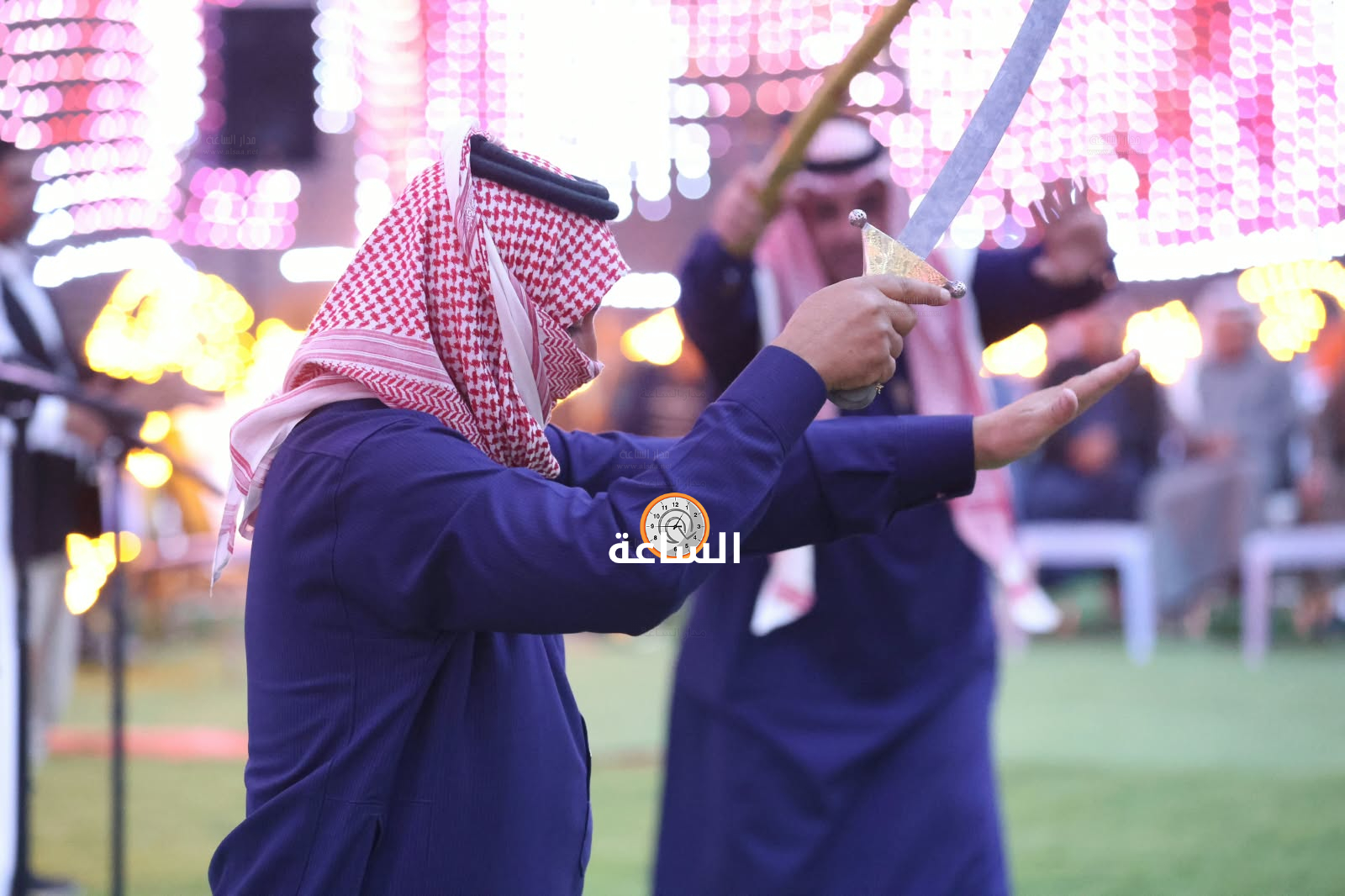 Madar Al-Saa Images 0.8186746173098759