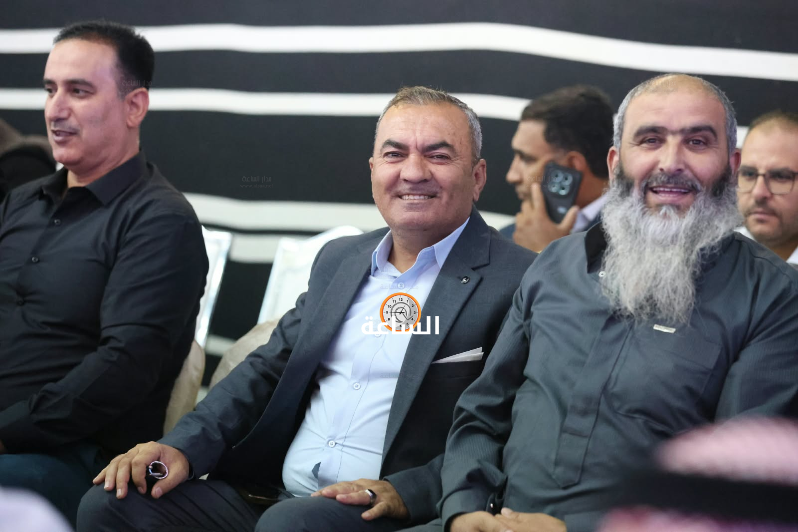 Madar Al-Saa Images 0.5457078484190283