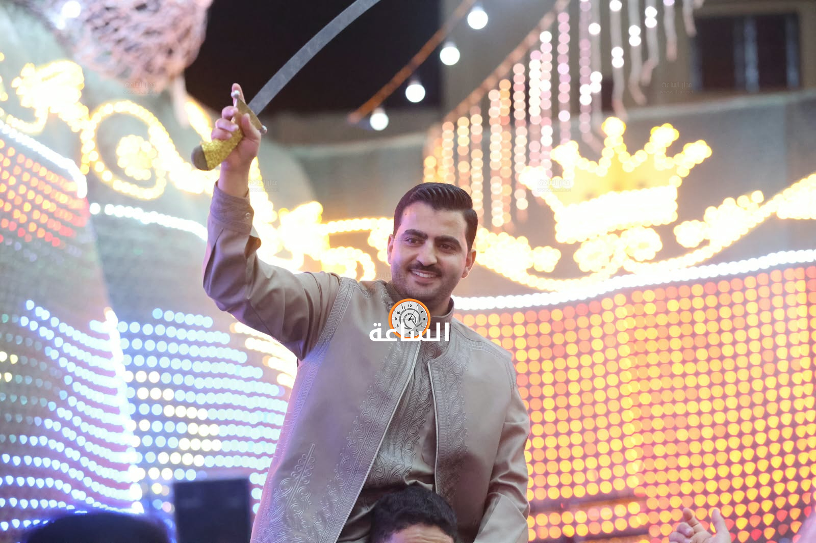 Madar Al-Saa Images 0.4202292155217032