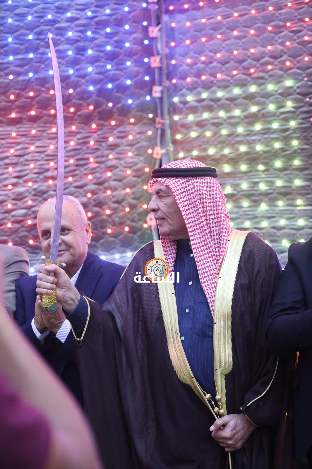 Madar Al-Saa Images 0.7338893886403961
