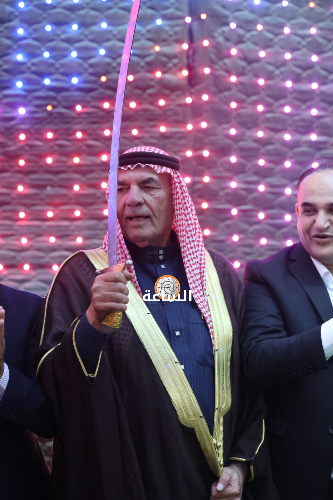 Madar Al-Saa Images 0.5557319626897856