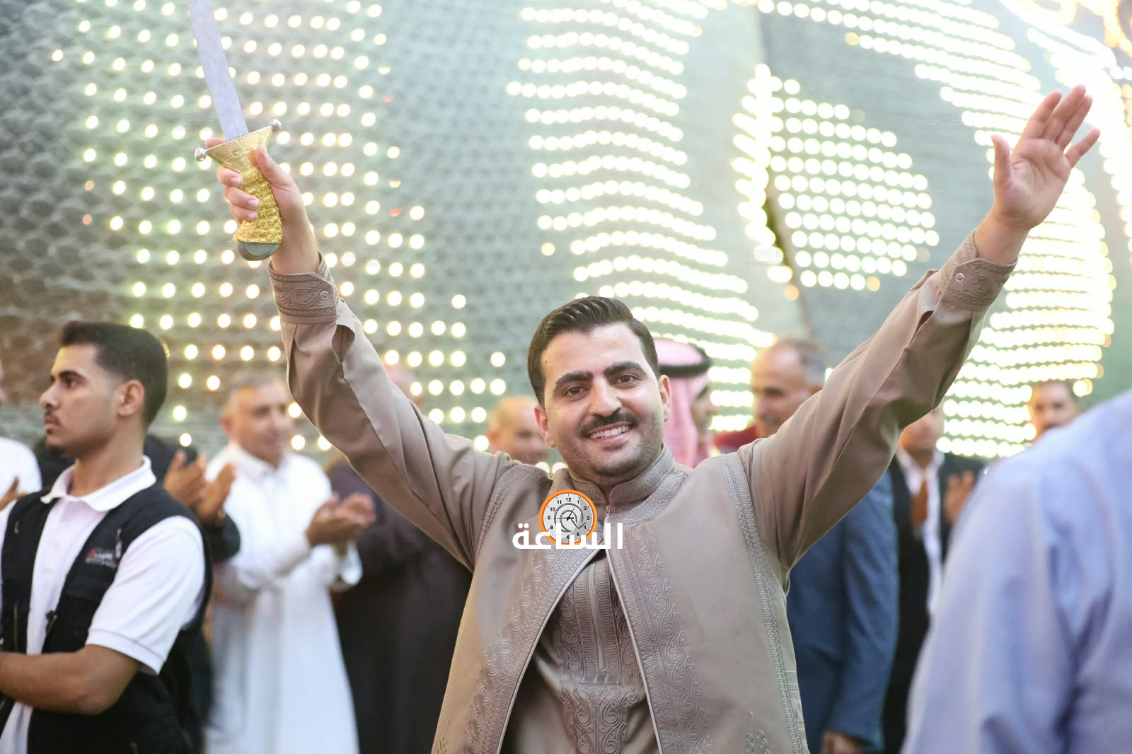 Madar Al-Saa Images 0.039656069068578215