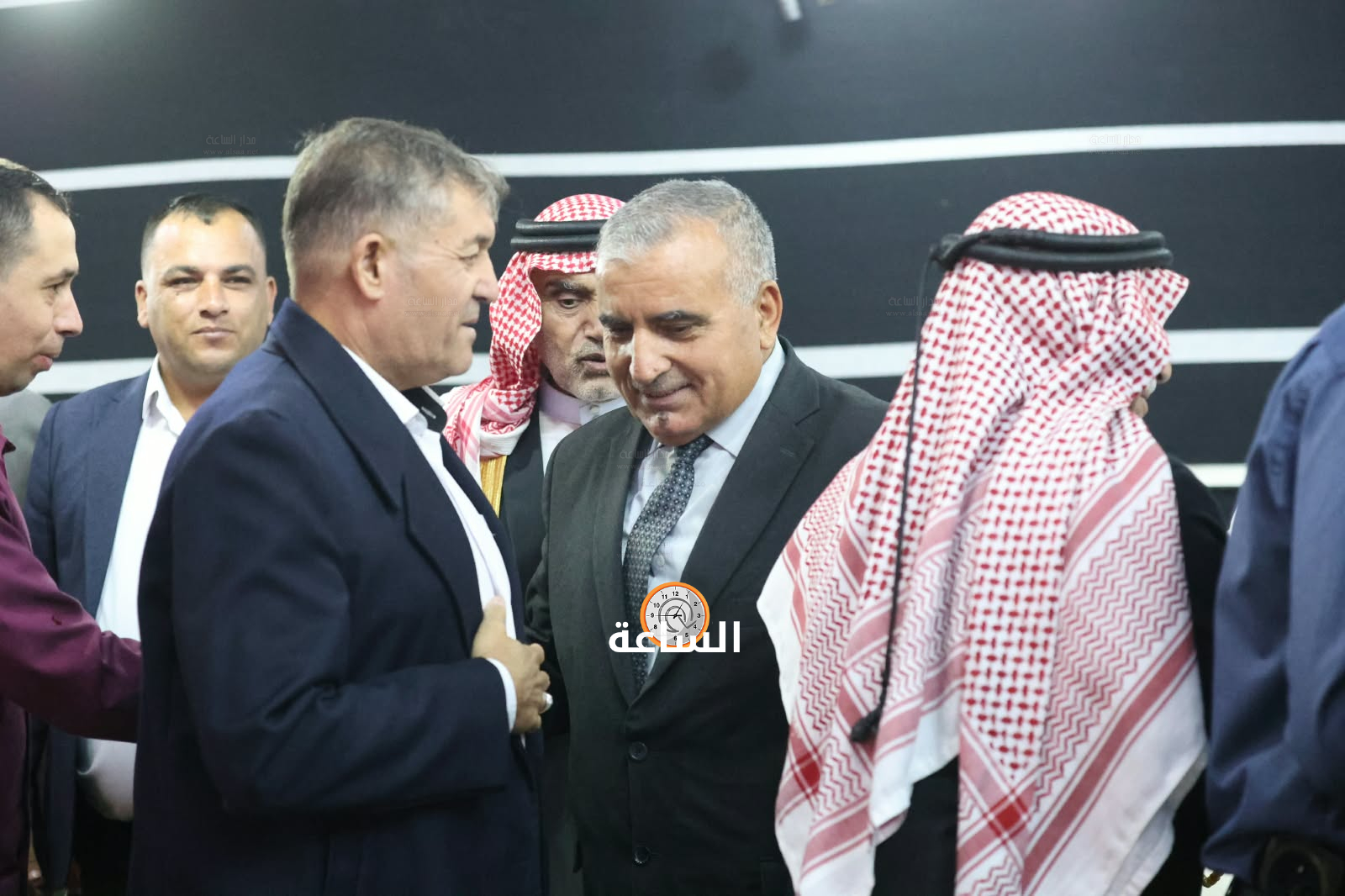Madar Al-Saa Images 0.49337355865453836