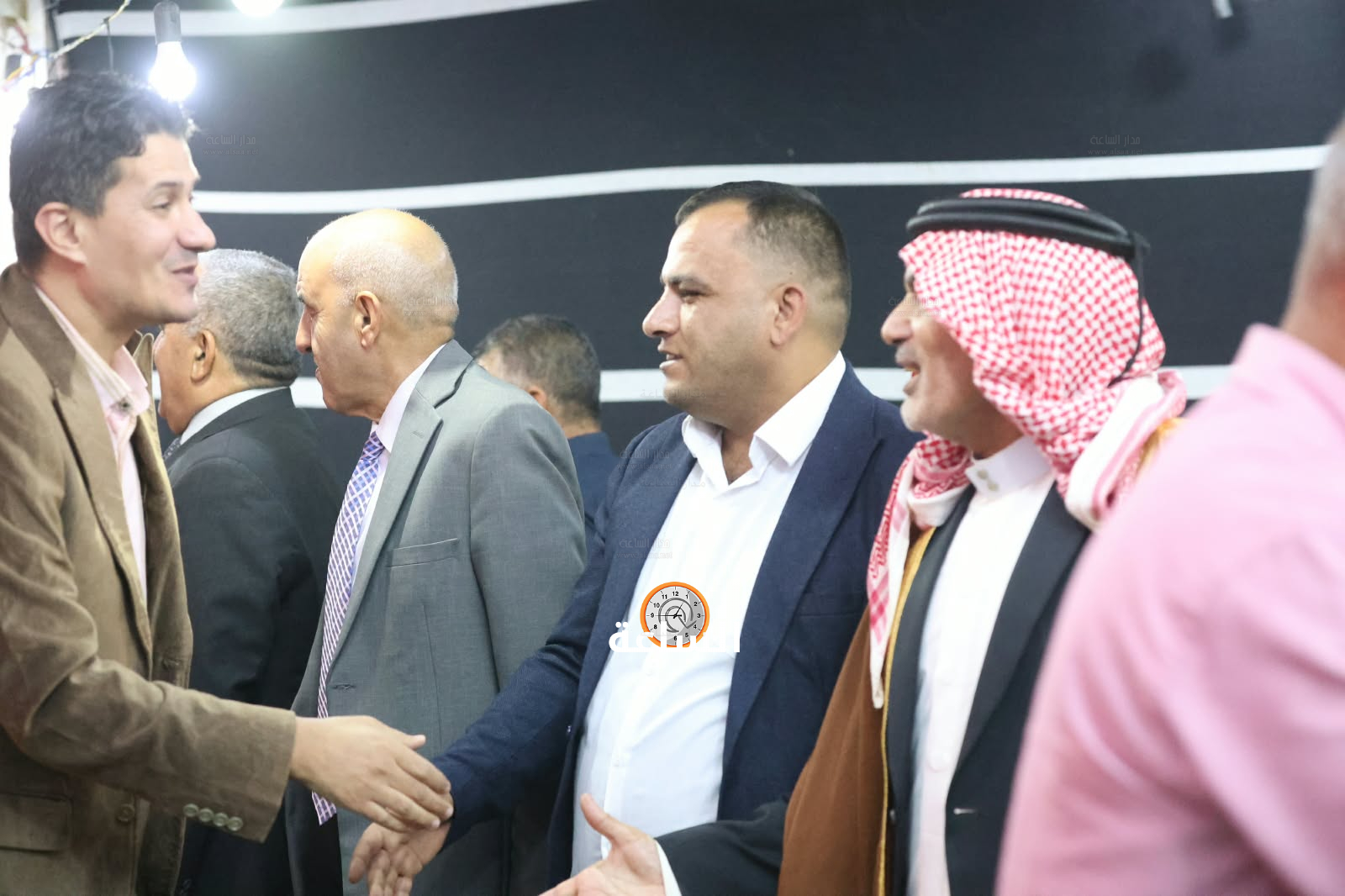Madar Al-Saa Images 0.42881595779598725
