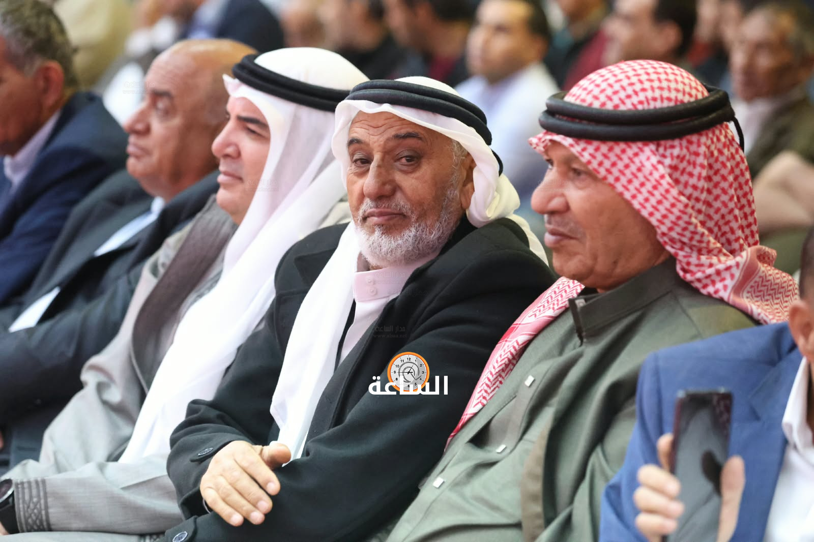 Madar Al-Saa Images 0.8180918990549501
