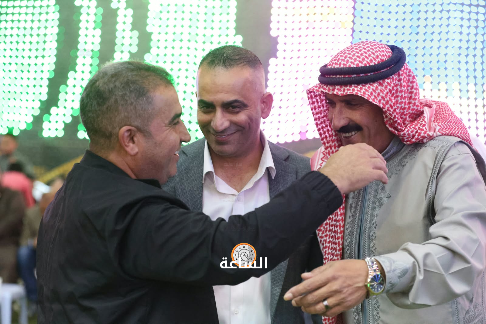 Madar Al-Saa Images 0.9008908298172892