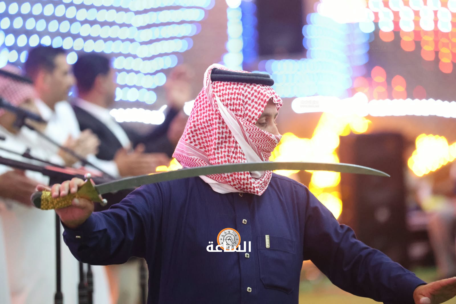 Madar Al-Saa Images 0.9892861905489971