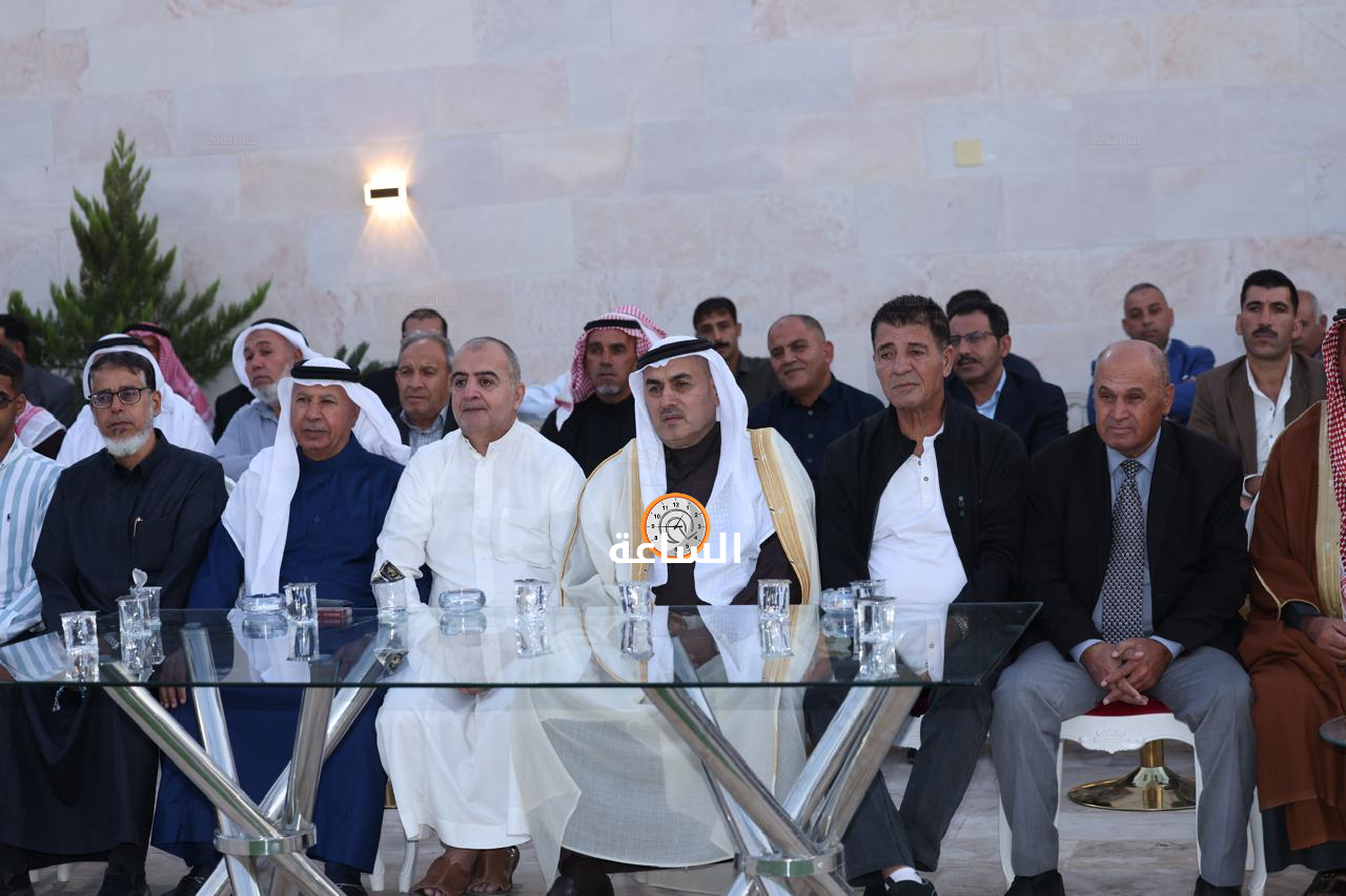 Madar Al-Saa Images 0.9364761335671631