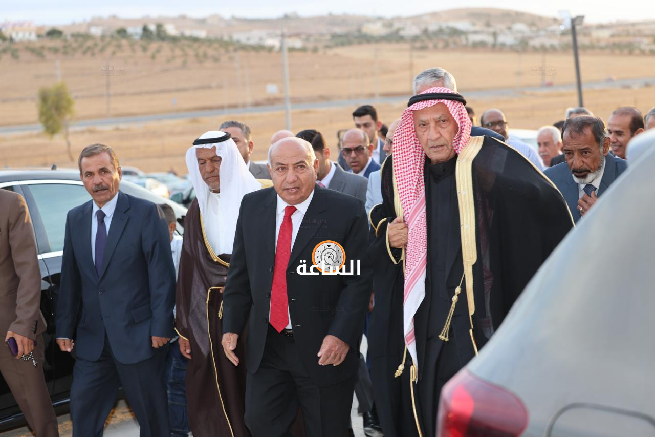 Madar Al-Saa Images 0.6809546799294675