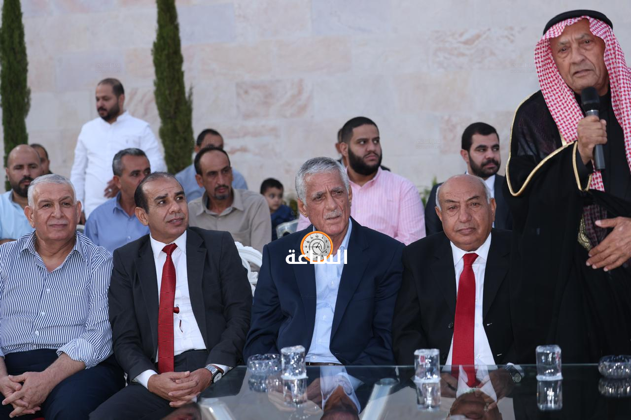 Madar Al-Saa Images 0.4706367214799566