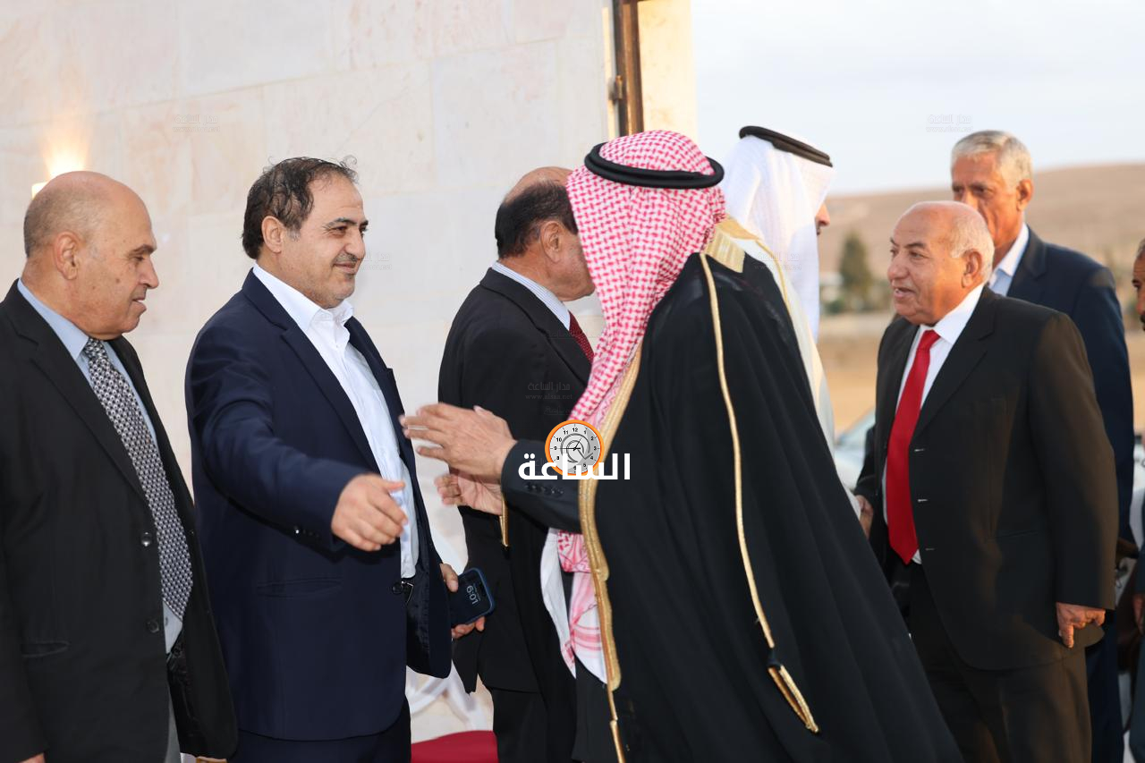 Madar Al-Saa Images 0.767467231957363