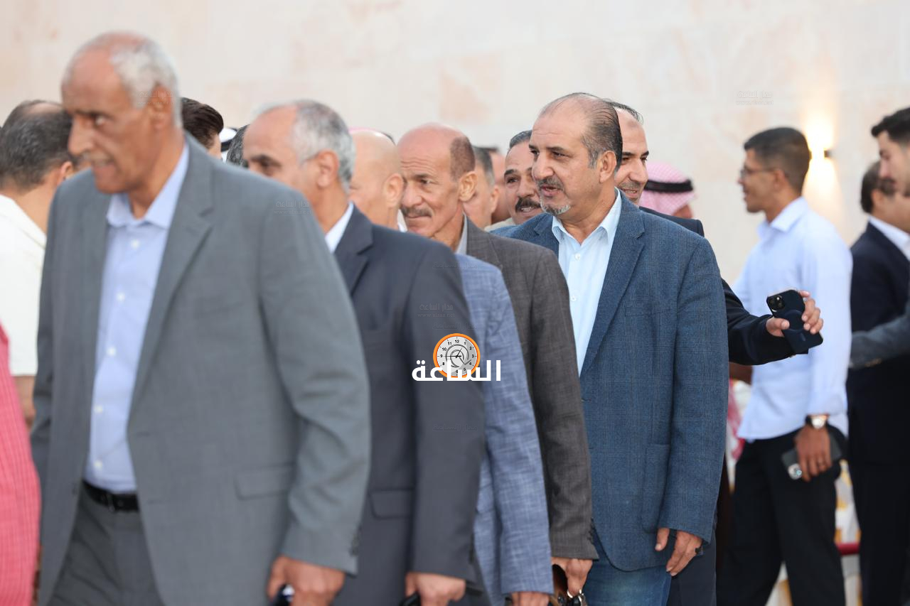 Madar Al-Saa Images 0.4570778986177828