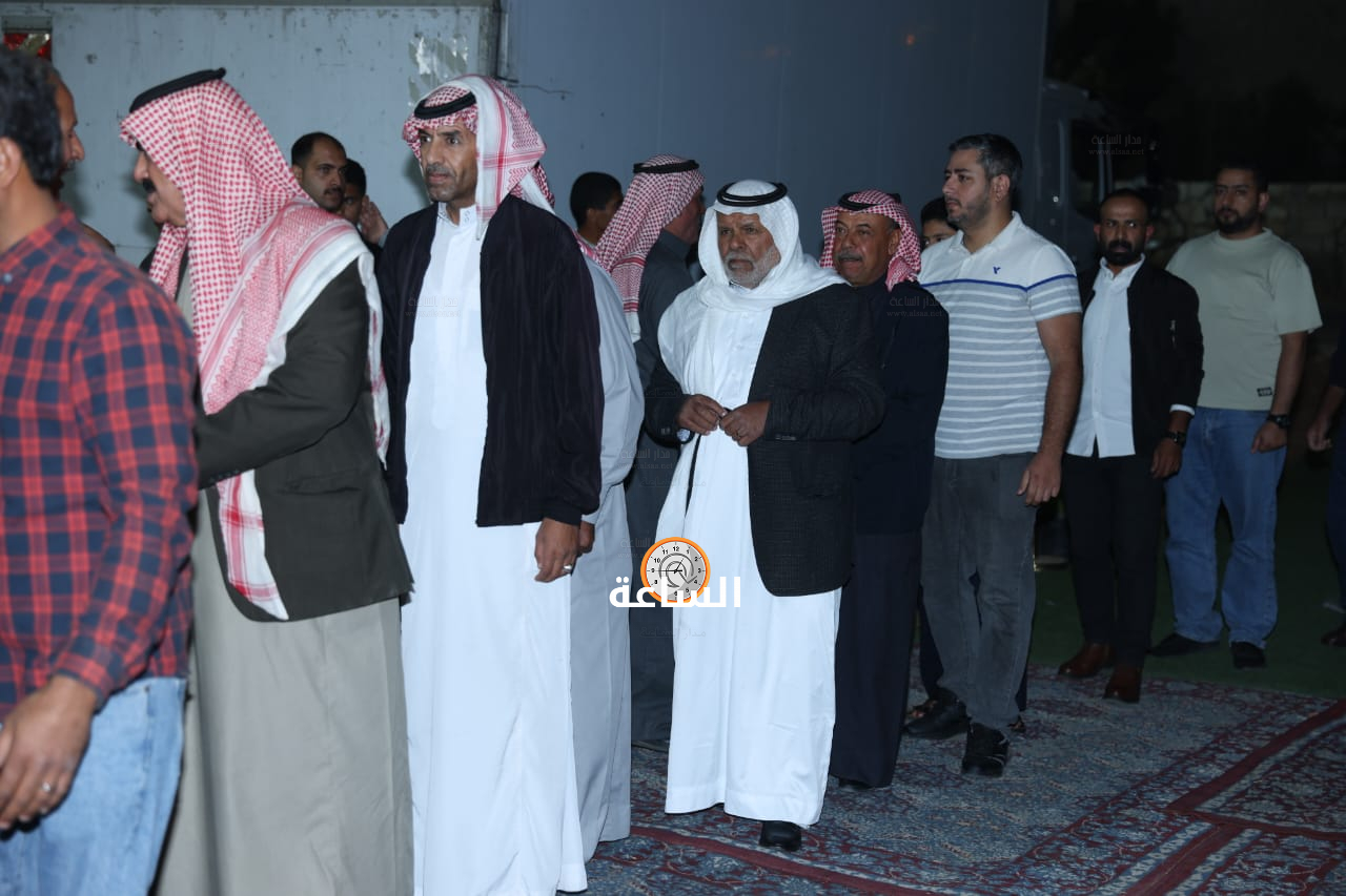 Madar Al-Saa Images 0.9795545432885698