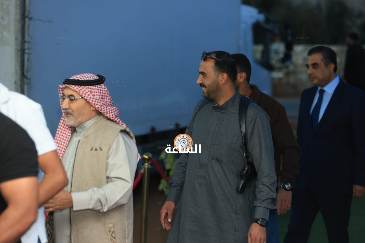 Madar Al-Saa Images 0.6405103831147032