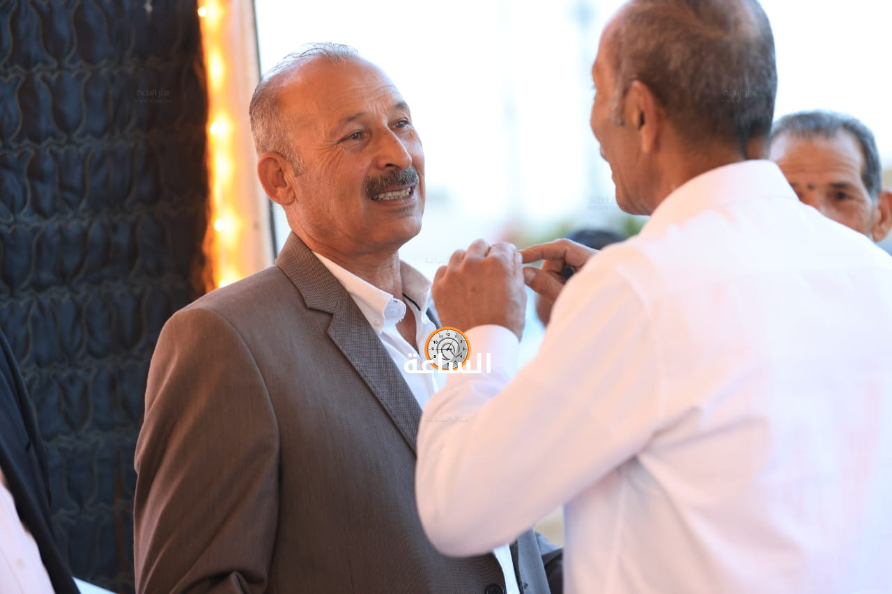 Madar Al-Saa Images 0.43652415390327026