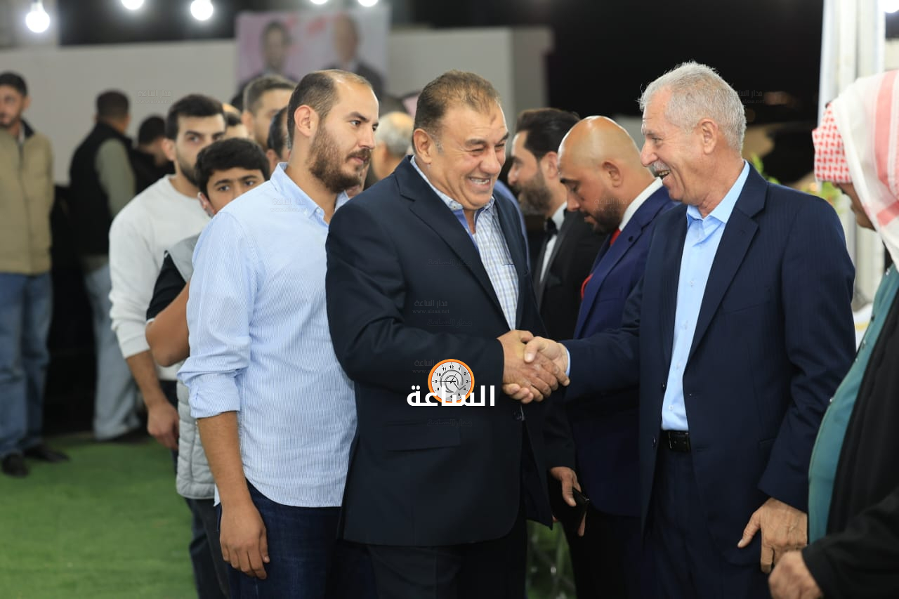 Madar Al-Saa Images 0.08892523609115122