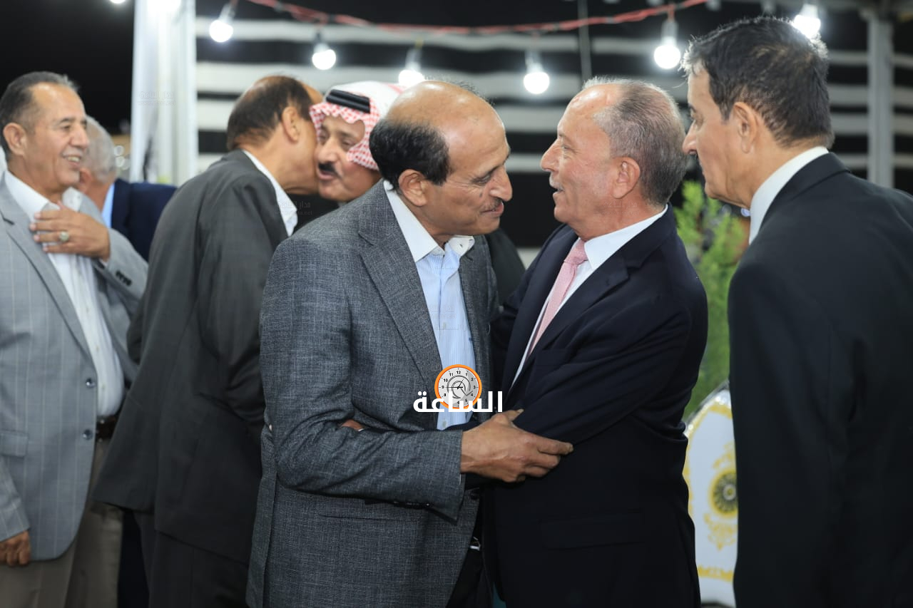 Madar Al-Saa Images 0.3855829494971691