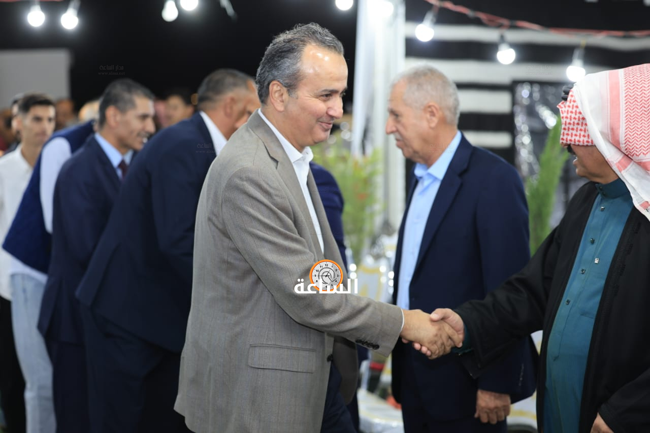 Madar Al-Saa Images 0.3139117413606839
