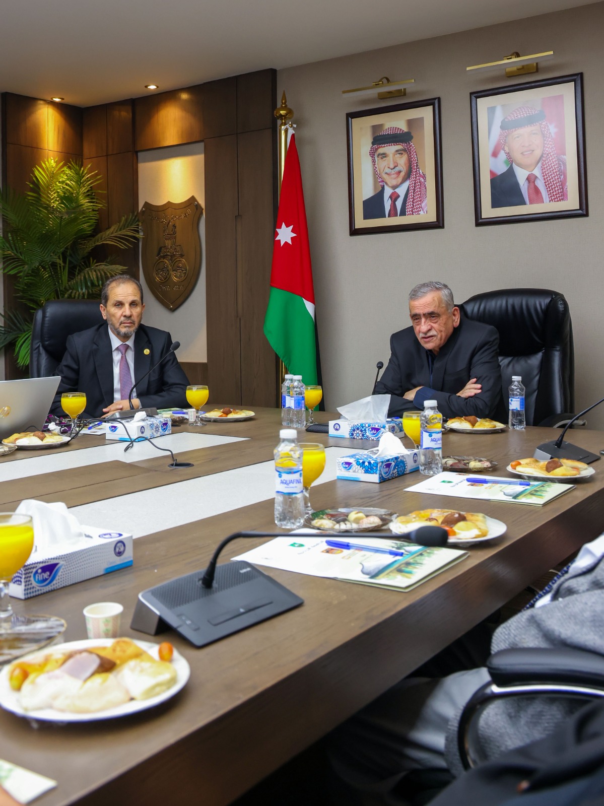 Madar Al-Saa Images 0.2727625841810609