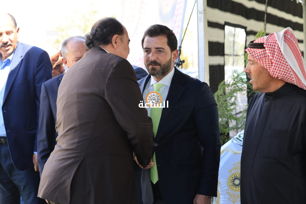 Madar Al-Saa Images 0.045941721437908534