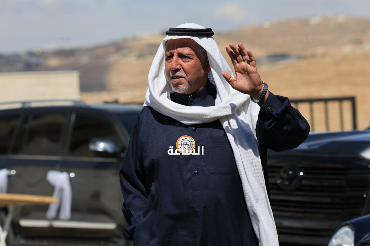 Madar Al-Saa Images 0.7029364535842543