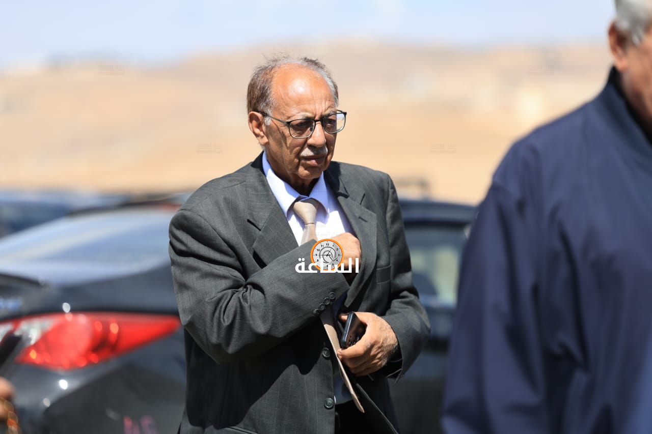 Madar Al-Saa Images 0.11160905854870329