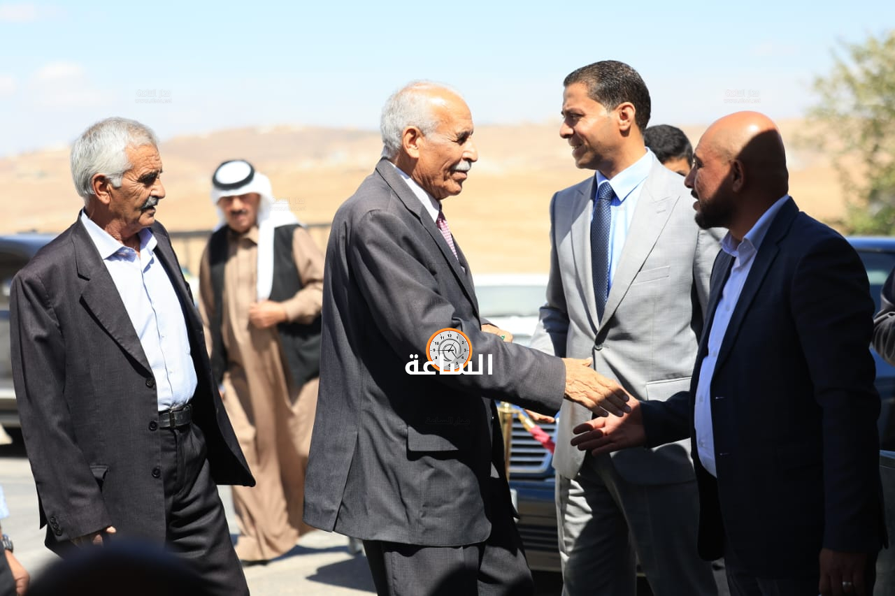 Madar Al-Saa Images 0.38006117102636894
