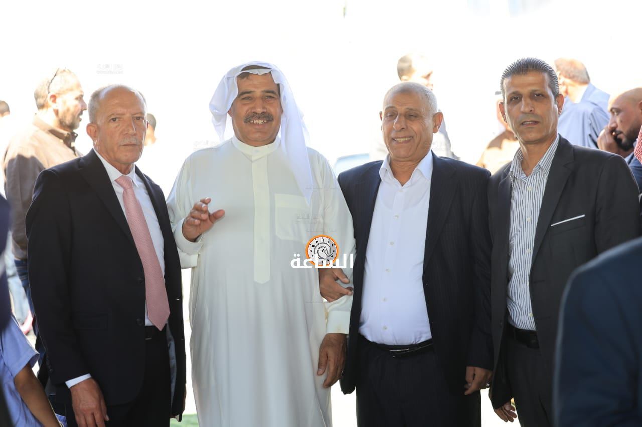 Madar Al-Saa Images 0.8990312653660119