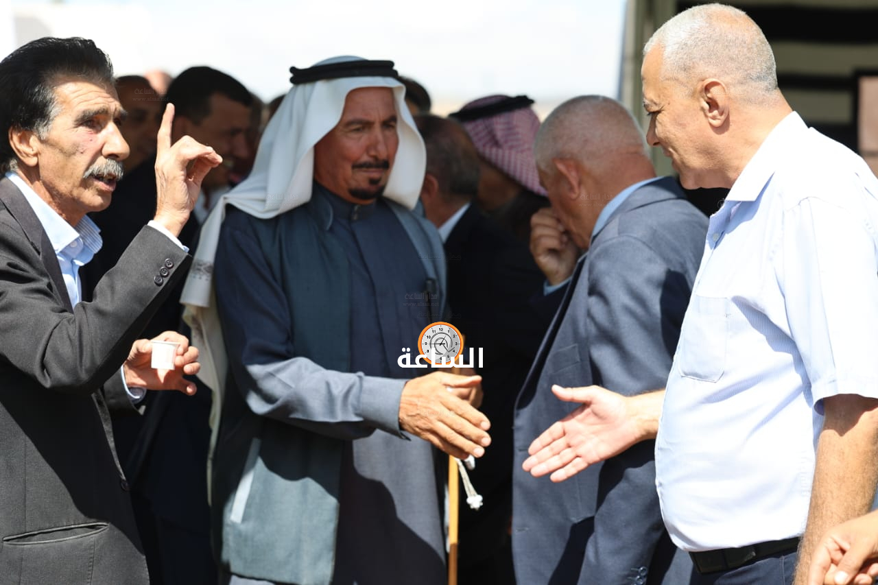 Madar Al-Saa Images 0.9822194152008609