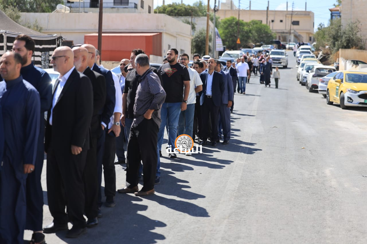 Madar Al-Saa Images 0.08024814789702328