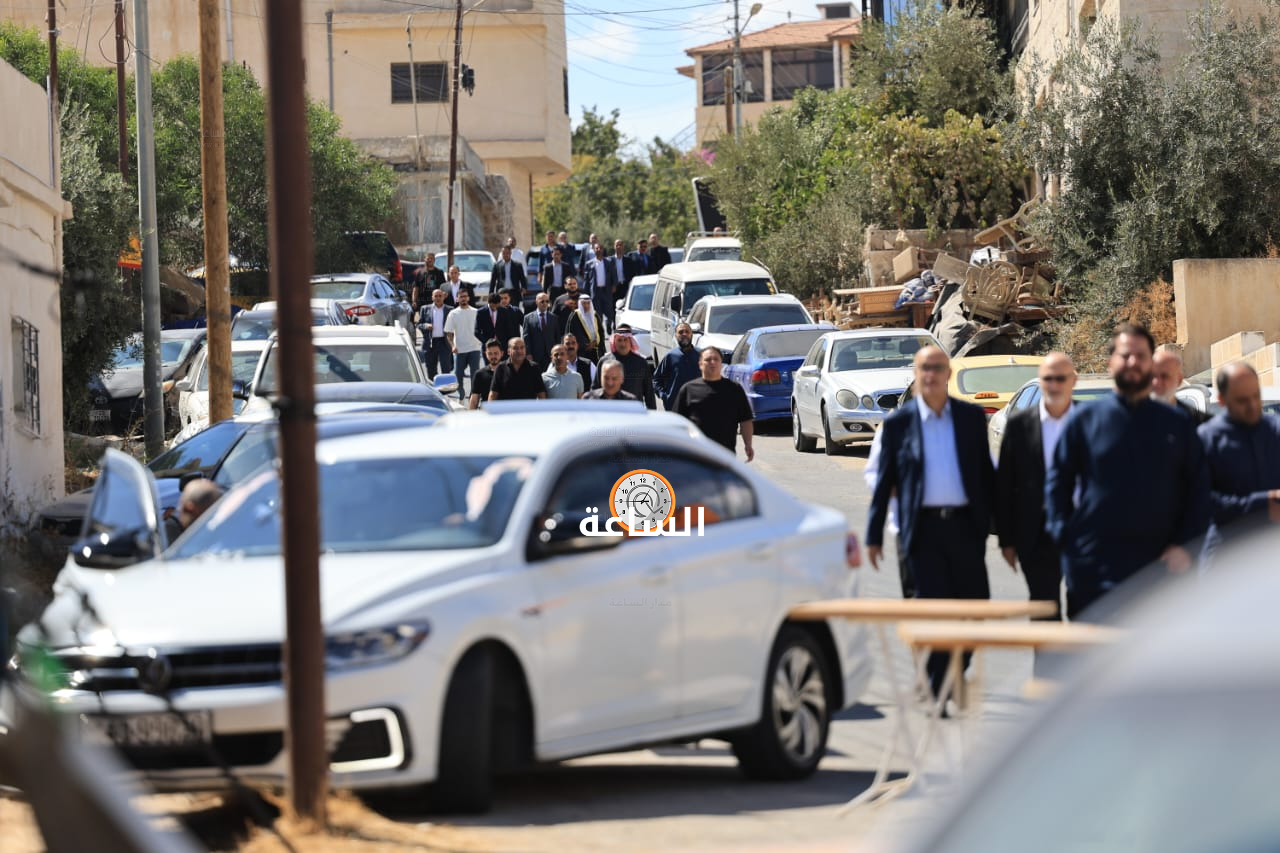 Madar Al-Saa Images 0.9336290523130258