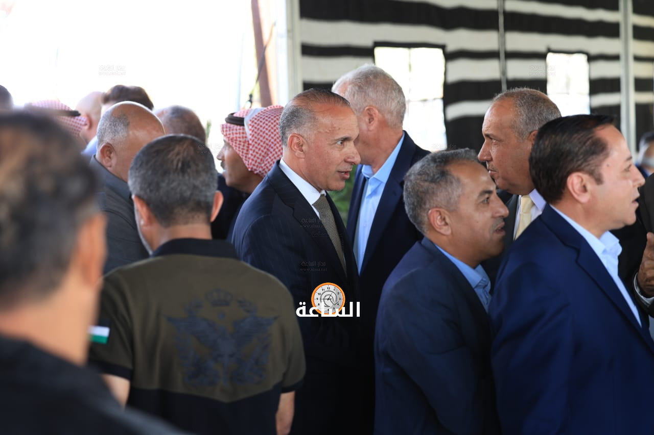 Madar Al-Saa Images 0.3948276352853215