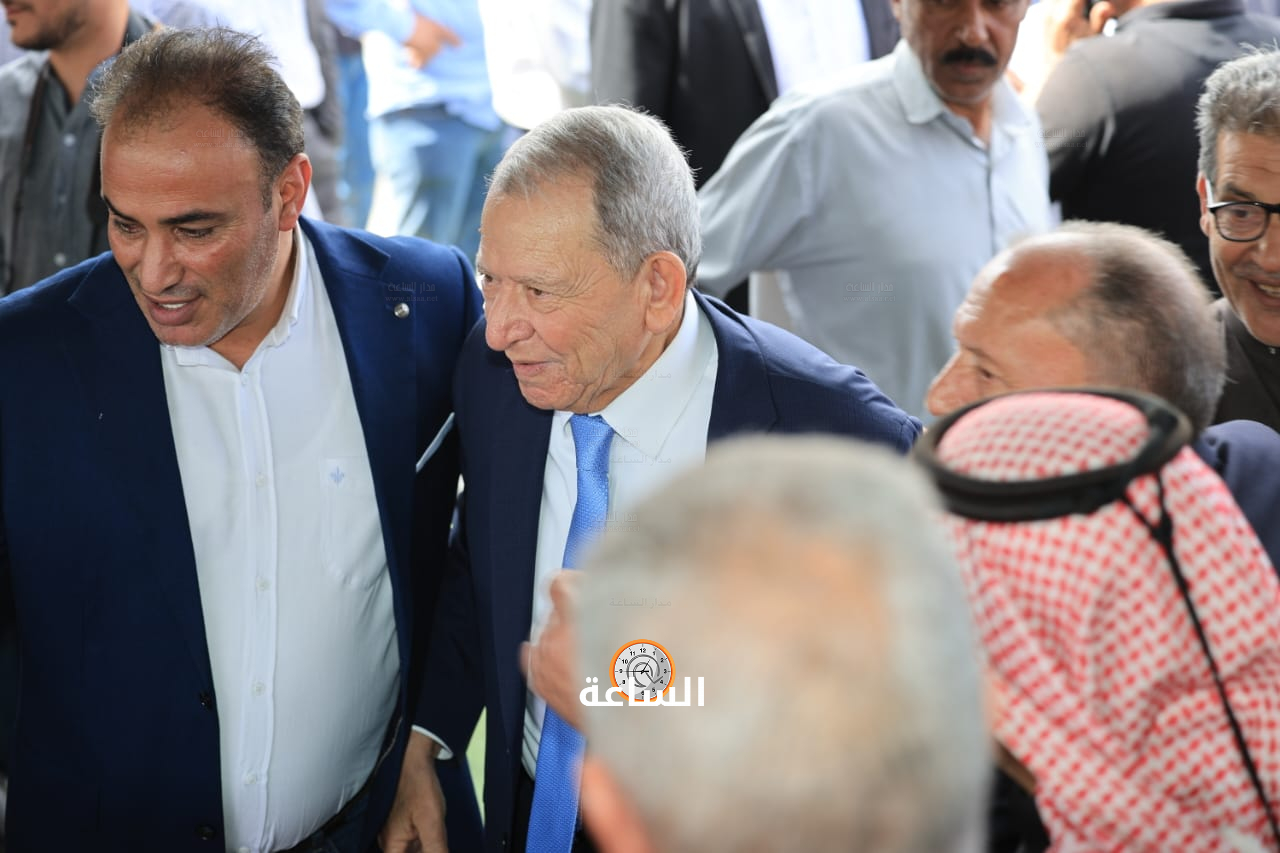 Madar Al-Saa Images 0.3489461185215327